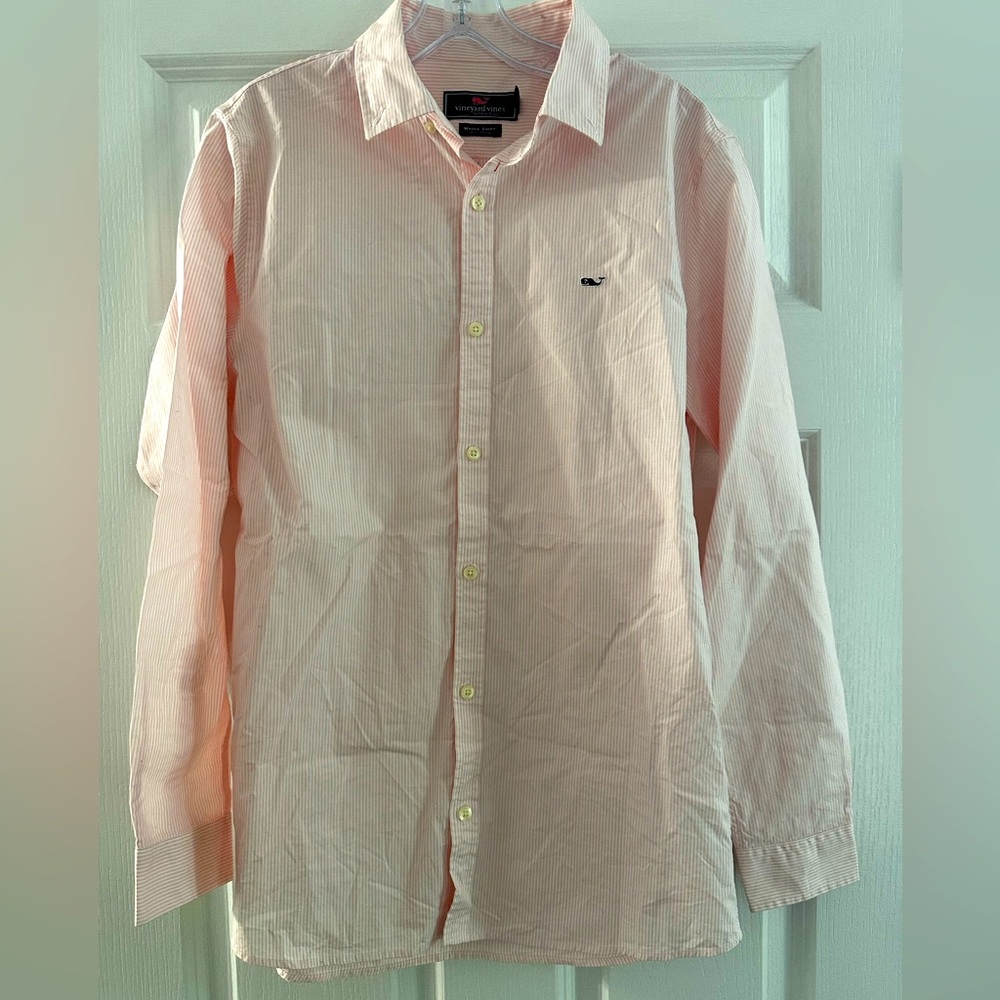 Boys Vineyard Vines Whale Shirt. XL.
